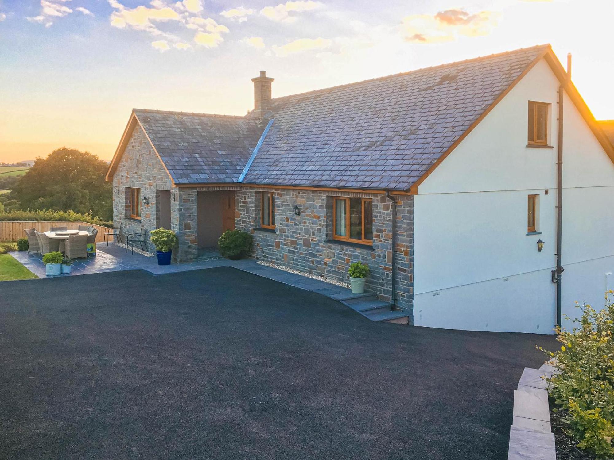 Maes Y Bryn Farmhouse Llanwrda Exterior foto